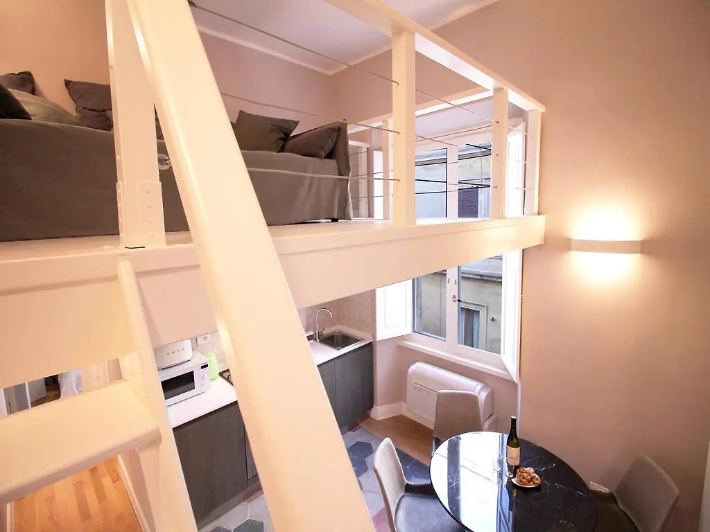 Colosseo Topnotch Apartment Rom